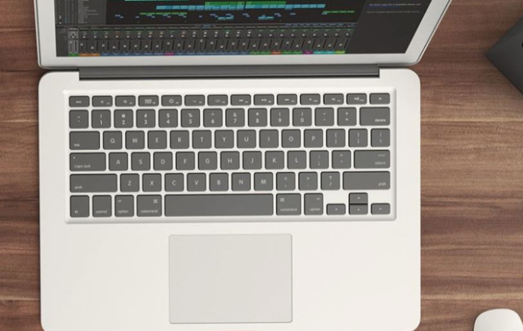Image of a laptop on a desk
