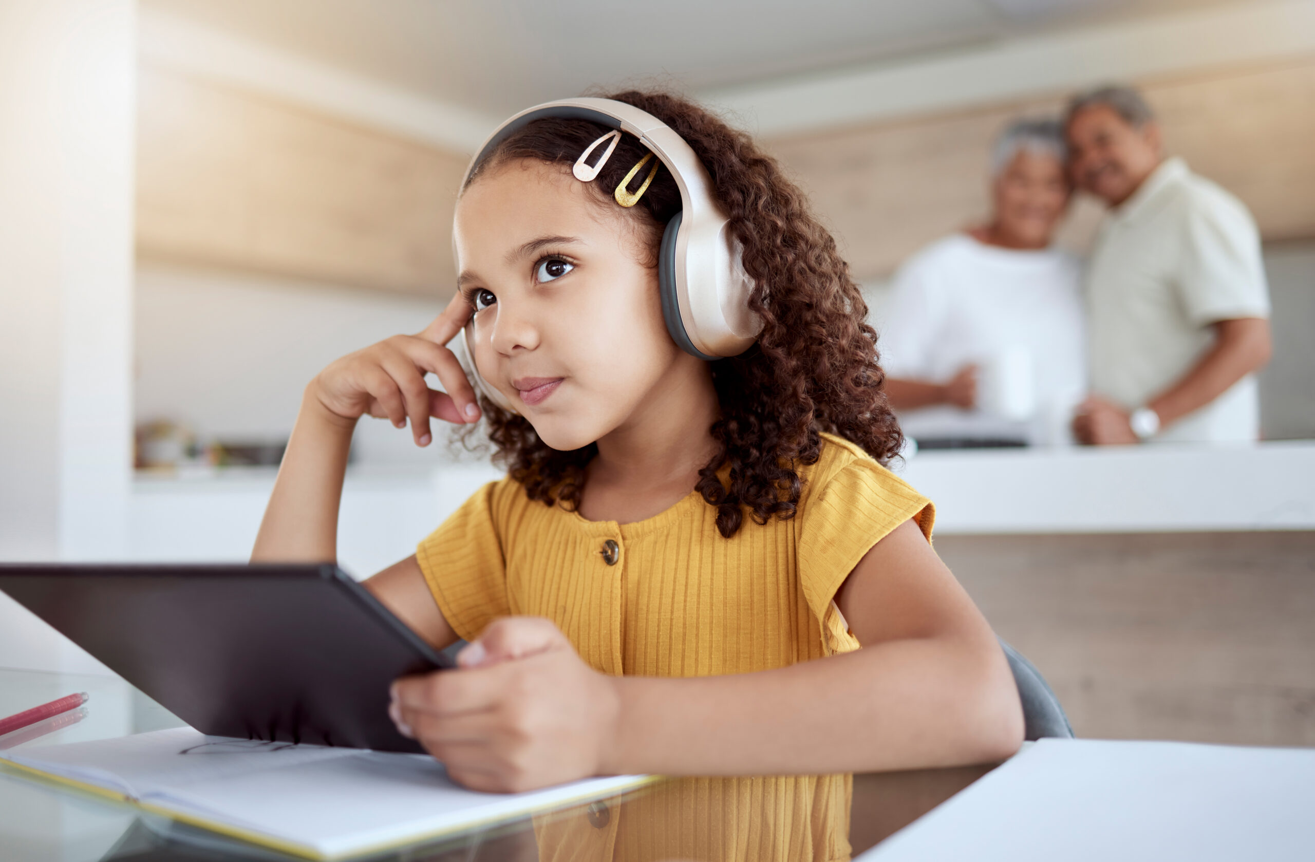 Desk Guide: Effective Teletherapy with Youth & Students